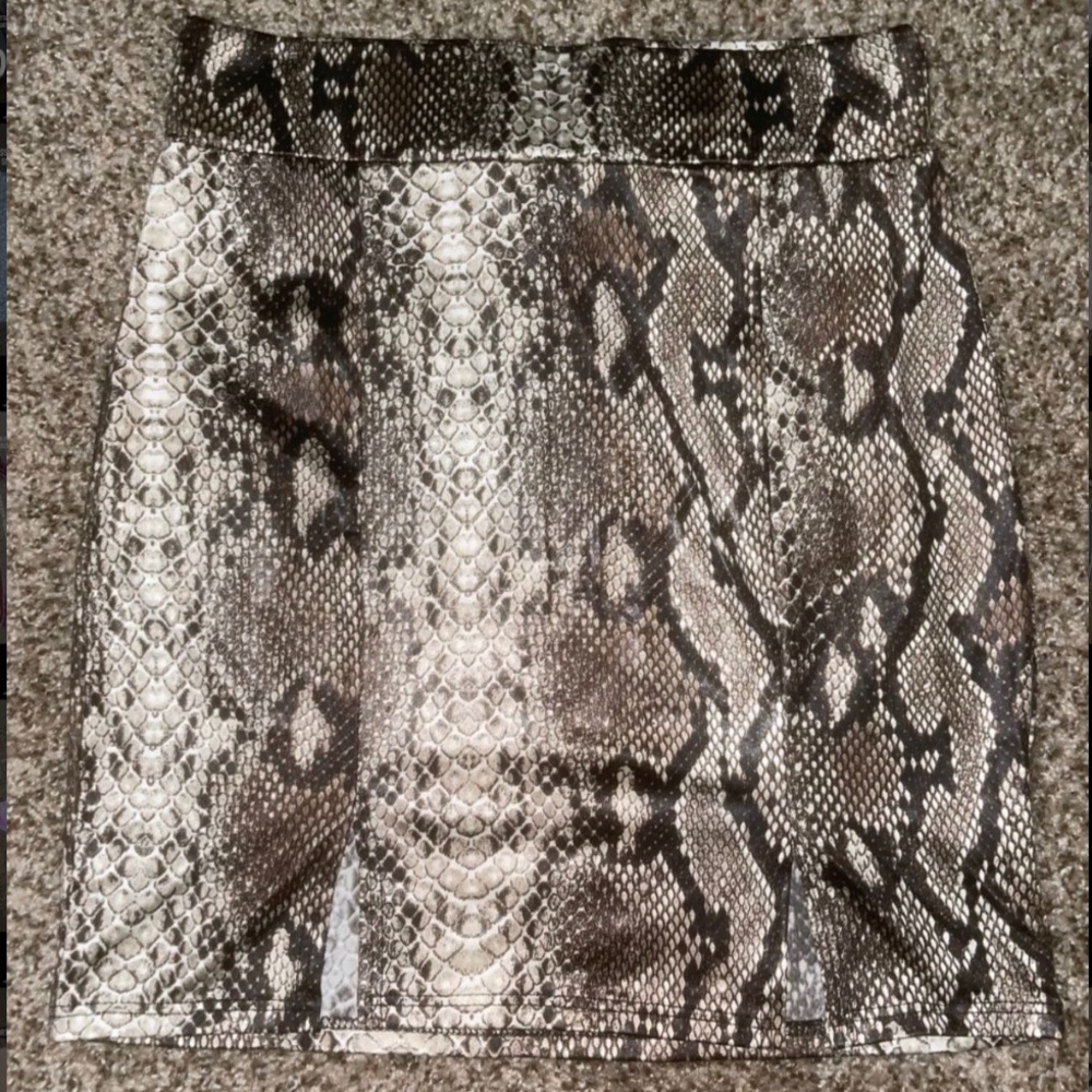 Fashion Nova Silky Snake Skin Skirt